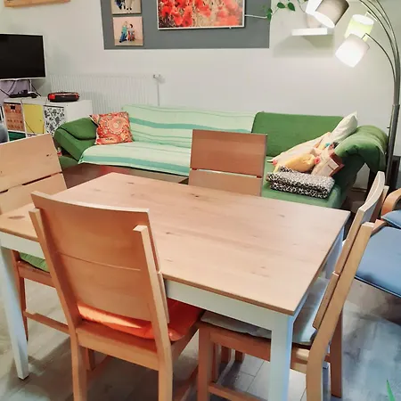 Wohnstudio Mit Hochbett Apartment