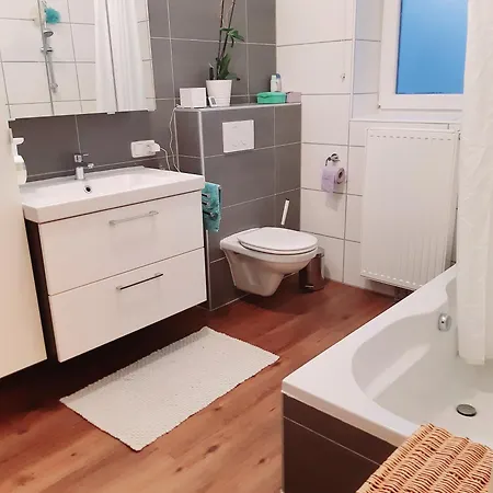 Wohnstudio Mit Hochbett Kallham
