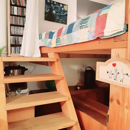 Apartment Wohnstudio Mit Hochbett *